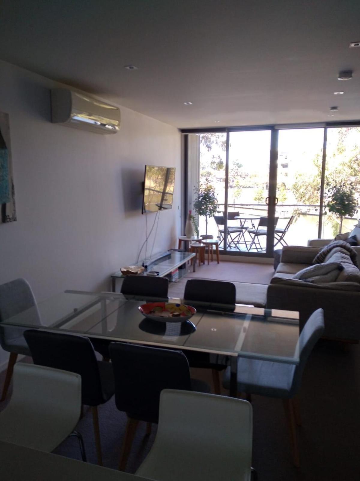 Marina View Apartment On The Maribyrnong River, Melbourne Esterno foto